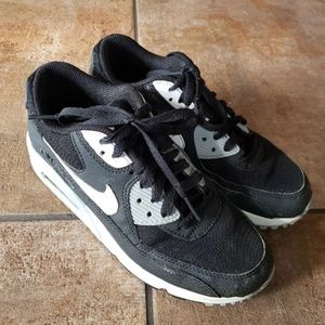 Nike Air Max Black Gray Womens 6.5 US